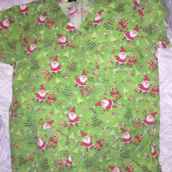 Santa scrub top - Picture 1 of 2